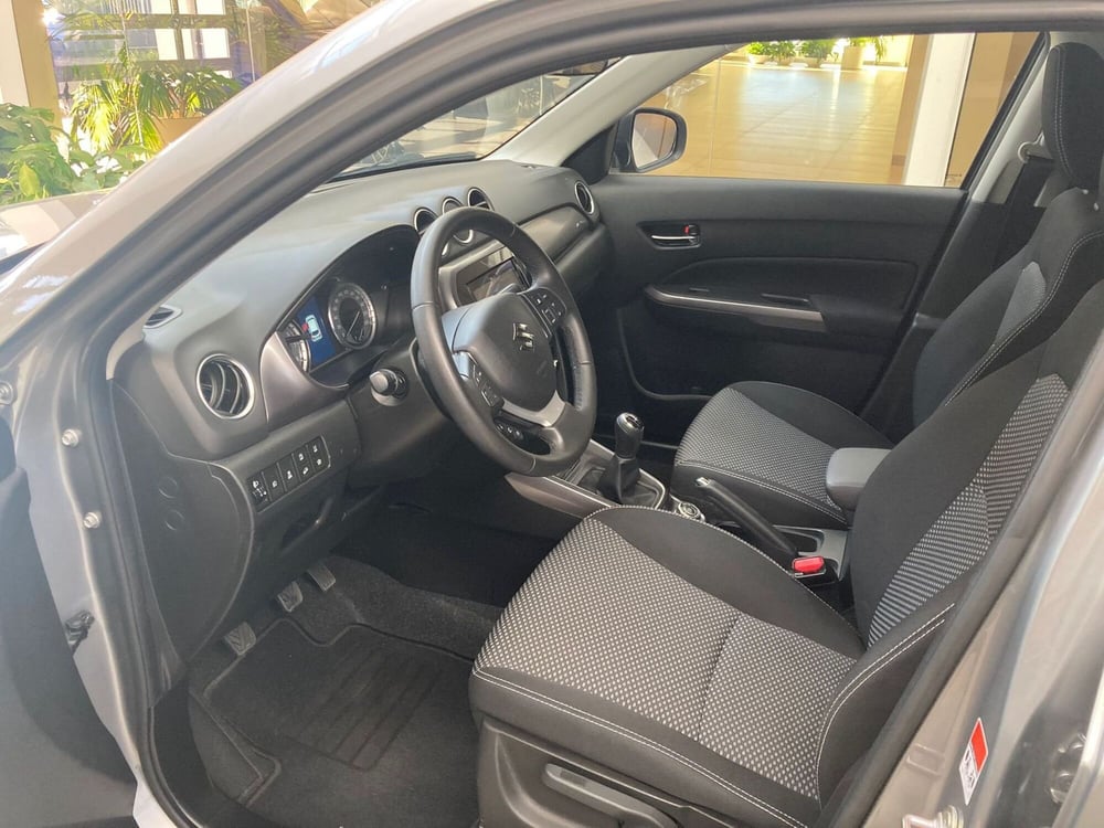 Suzuki Vitara usata a Bari (6)