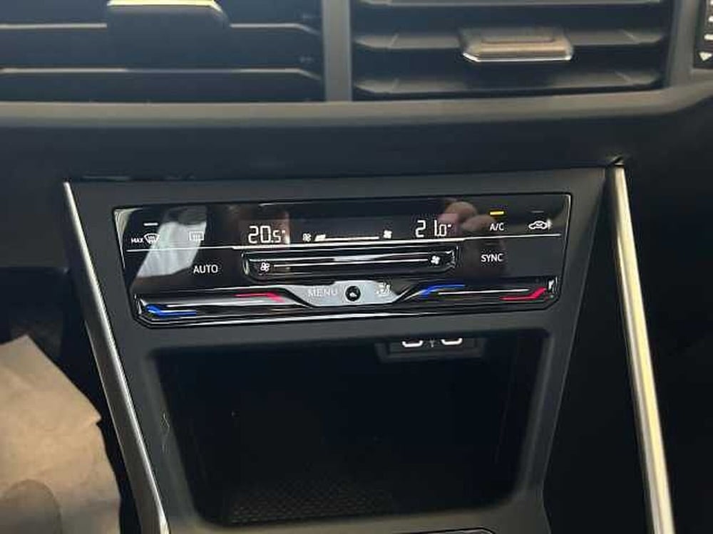 Volkswagen Polo nuova a Rovigo (11)