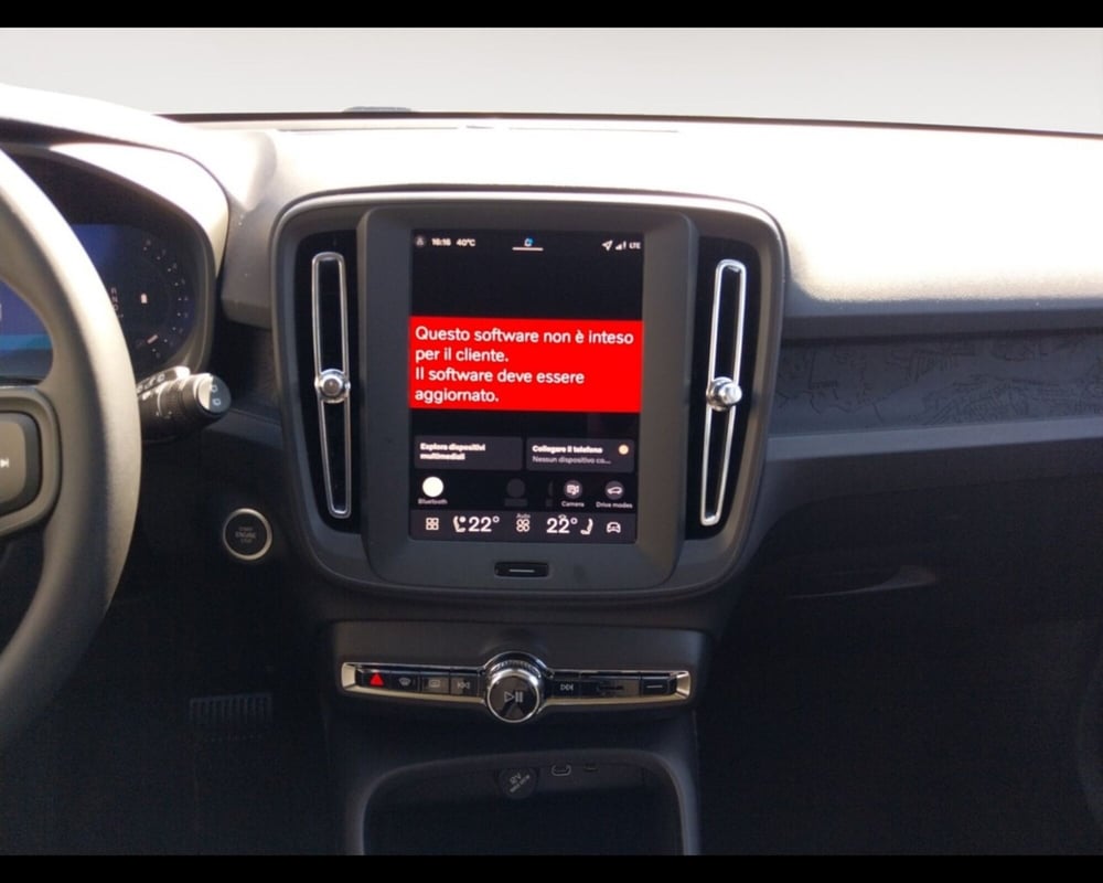 Volvo XC40 nuova a Bologna (11)