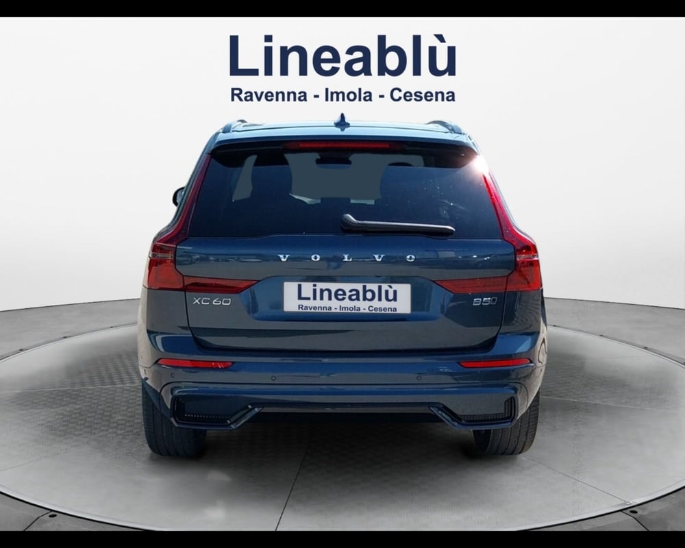 Volvo XC60 nuova a Bologna (4)