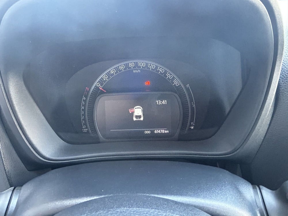Toyota Aygo X usata a Bergamo (11)