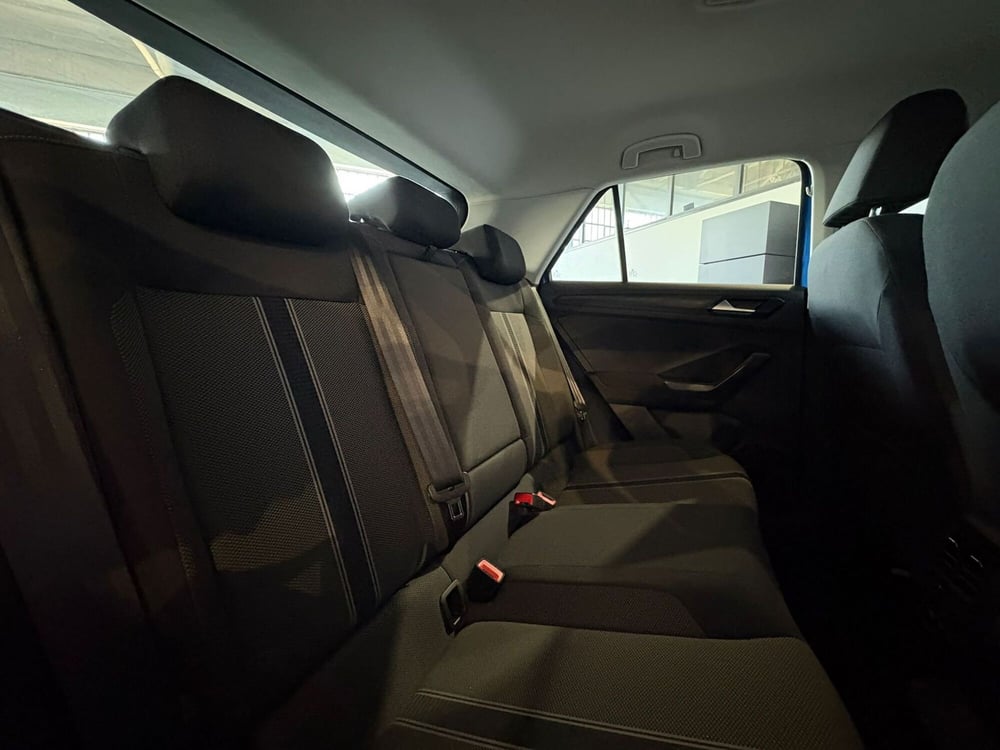 Volkswagen T-Roc usata a Monza e Brianza (16)