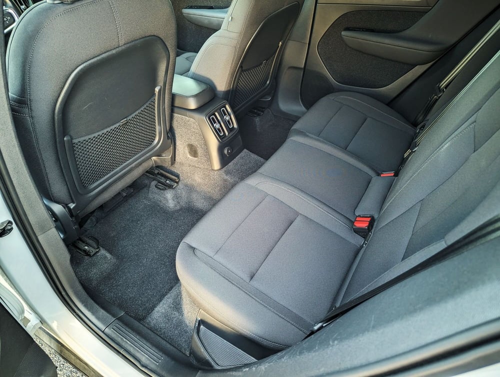 Volvo XC40 usata a Pescara (14)