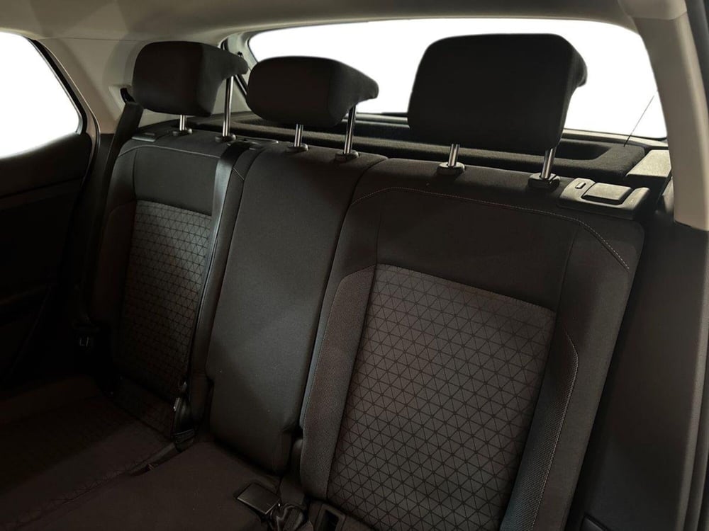 Volkswagen T-Cross usata a Prato (12)