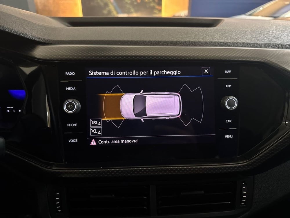 Volkswagen T-Cross usata a Prato (17)