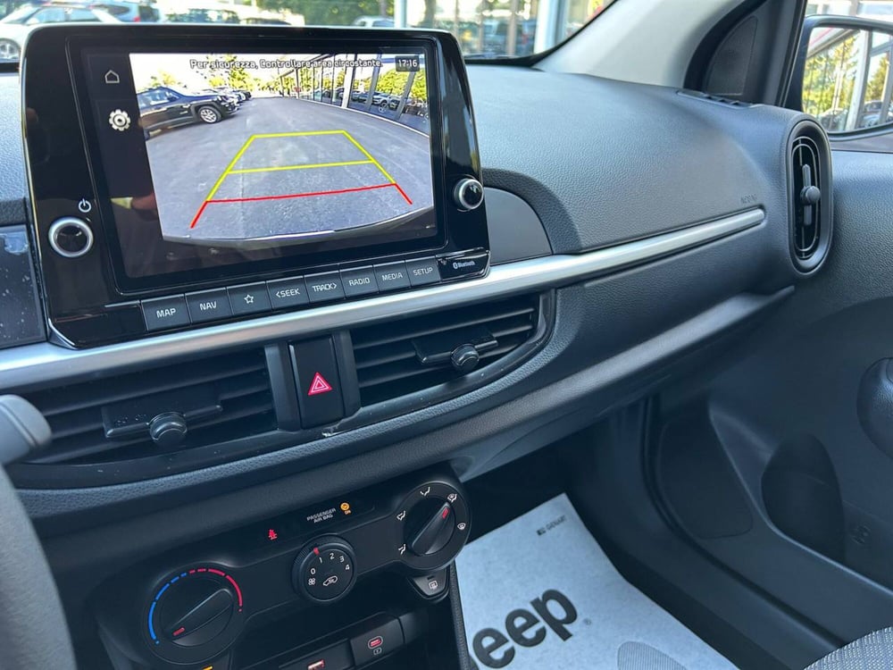 Kia Picanto nuova a Ancona (13)