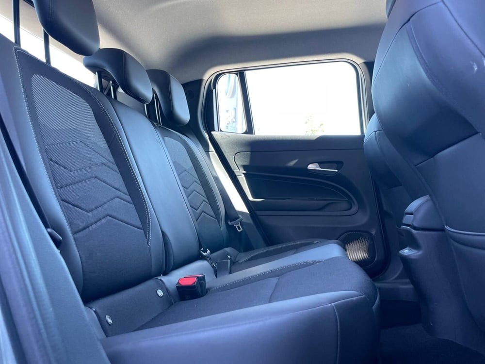 Jeep Avenger usata a Ancona (20)