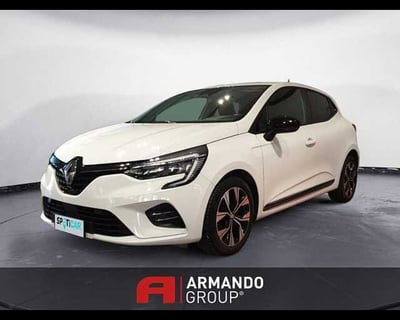 Renault Clio Blue dCi 100 CV 5 porte Evolution del 2022 usata a Cuneo