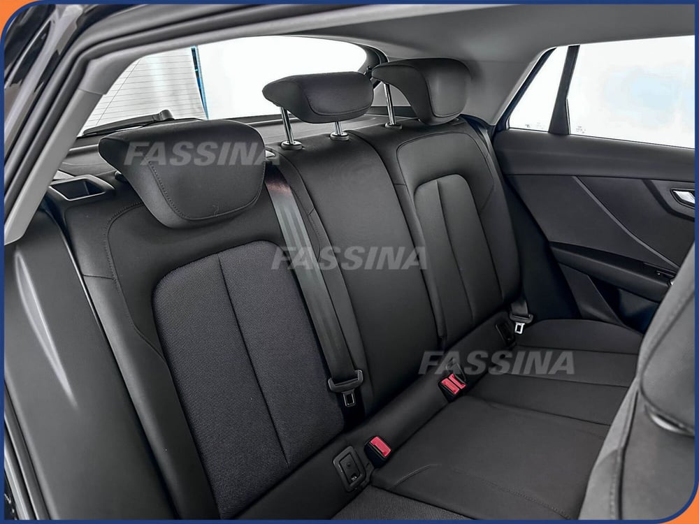 Audi Q2 usata a Milano (12)
