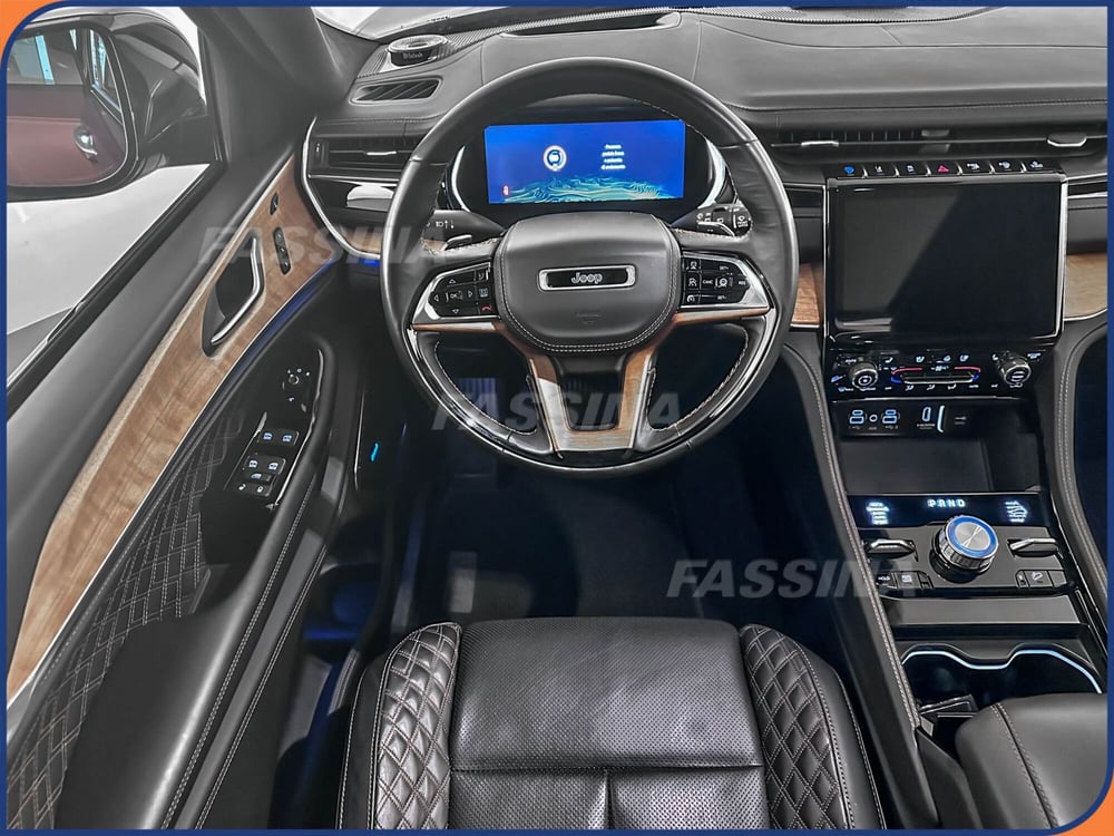 Jeep Grand Cherokee usata a Milano (10)