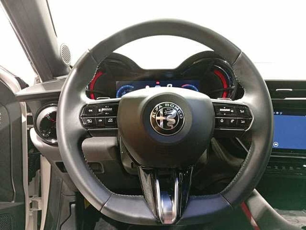 Alfa Romeo Junior usata a Teramo (16)