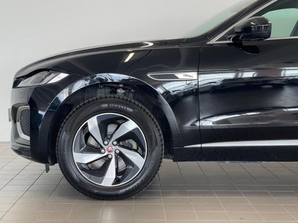 Jaguar F-Pace usata a Venezia (4)