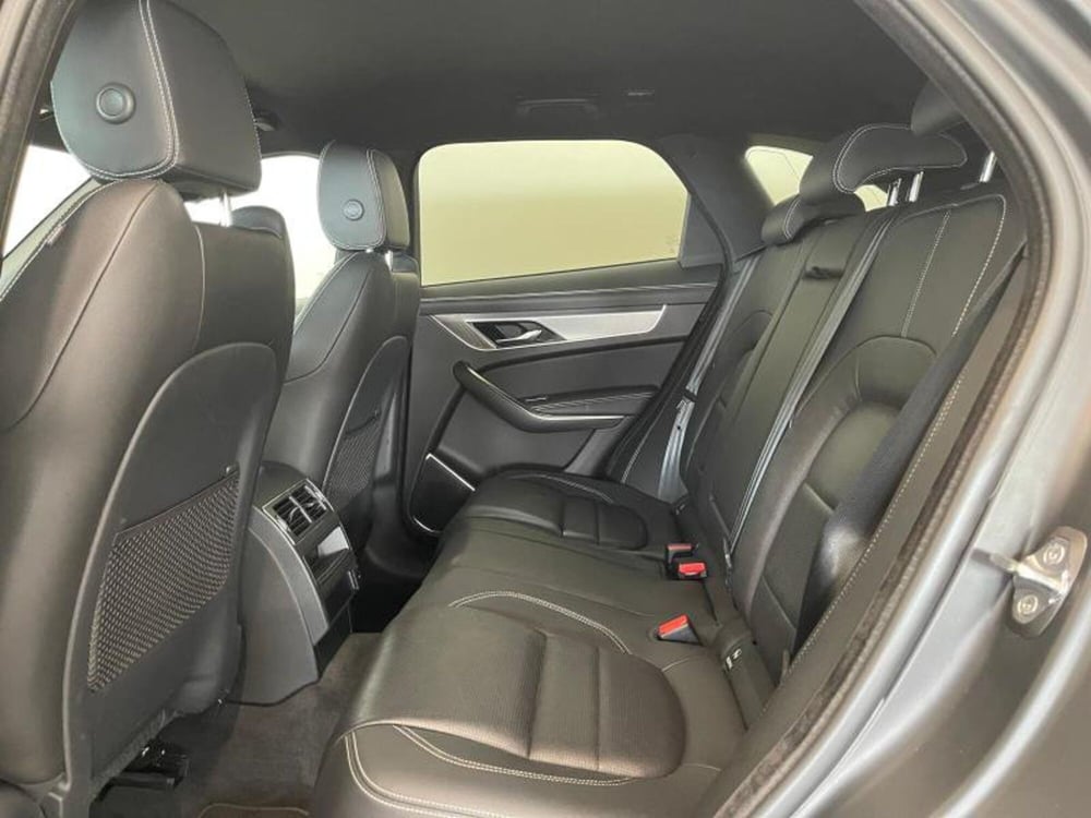 Jaguar F-Pace usata a Venezia (7)