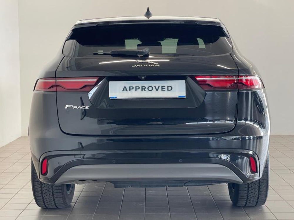 Jaguar F-Pace usata a Venezia (8)