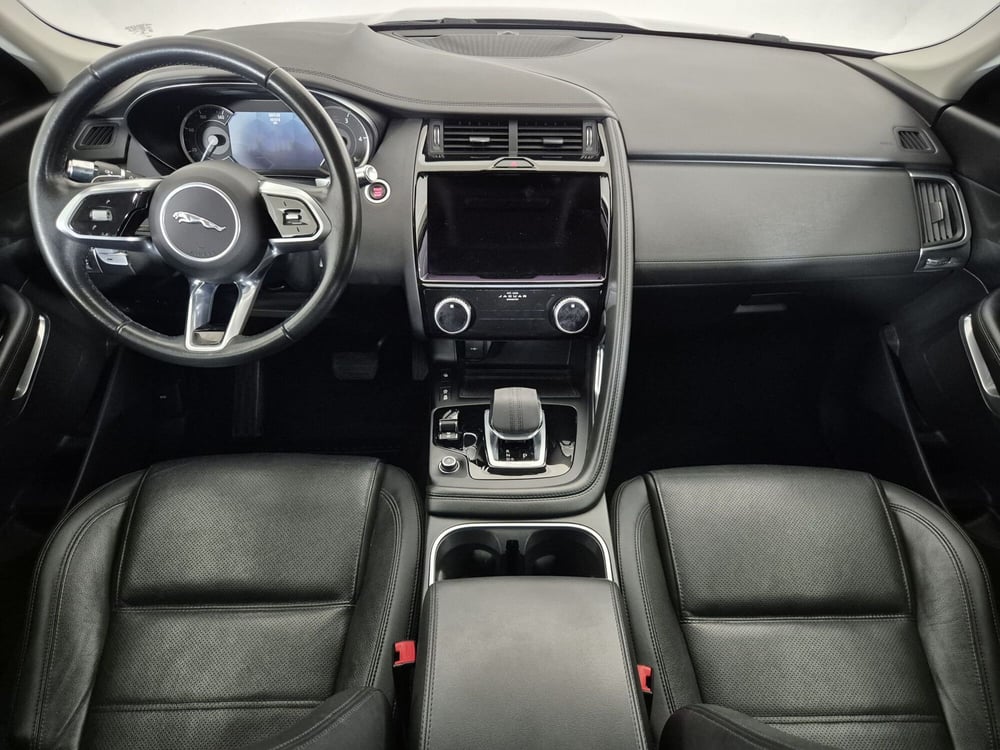 Jaguar E-Pace usata a Torino (4)