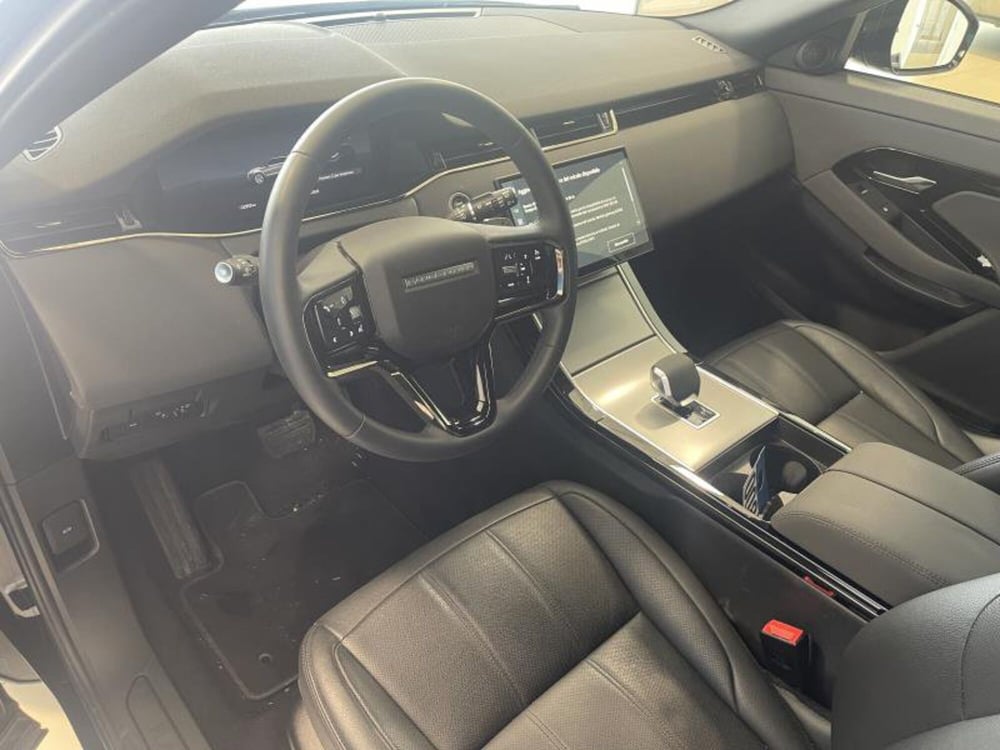Land Rover Range Rover Evoque usata a Venezia (6)