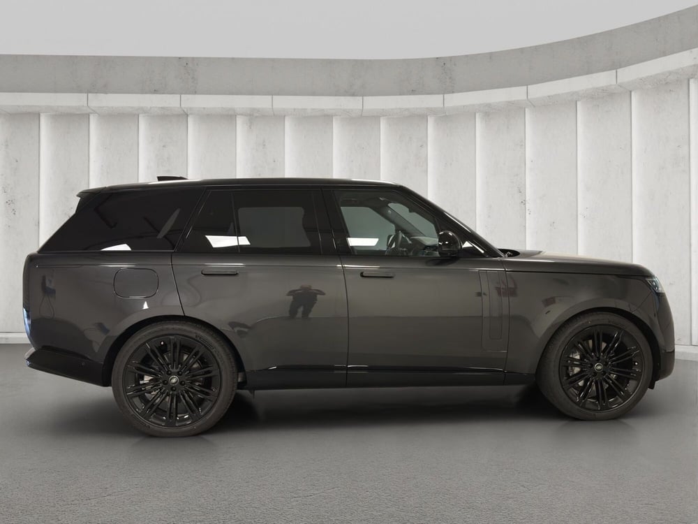 Land Rover Range Rover nuova a Milano (6)