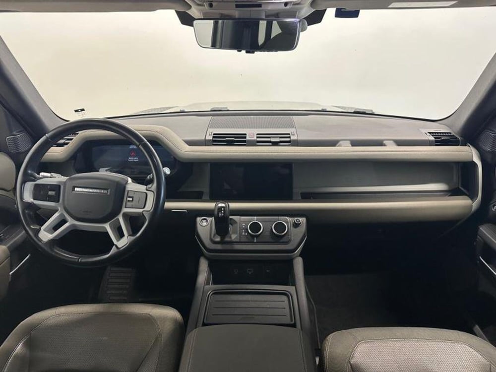 Land Rover Defender usata a Venezia (10)