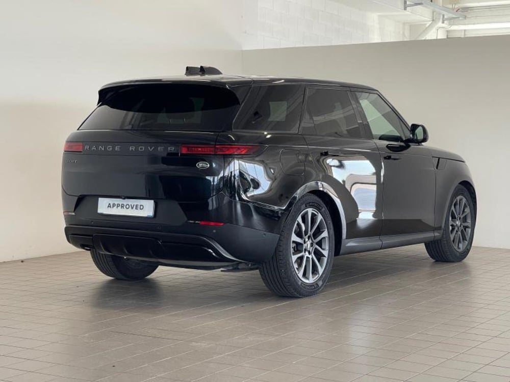 Land Rover Range Rover Sport usata a Venezia (9)