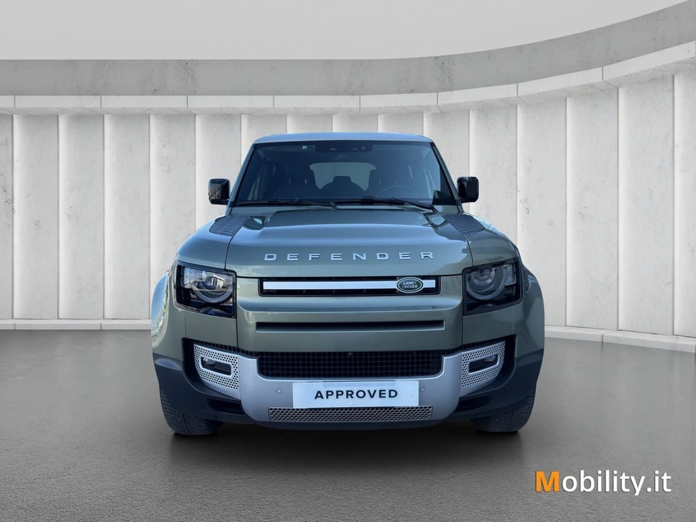Land Rover Defender usata a Milano (8)