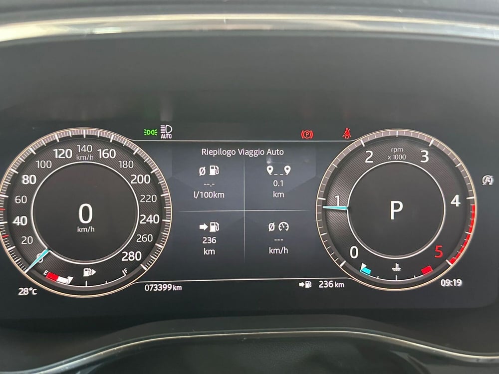 Jaguar F-Pace usata a Modena (10)