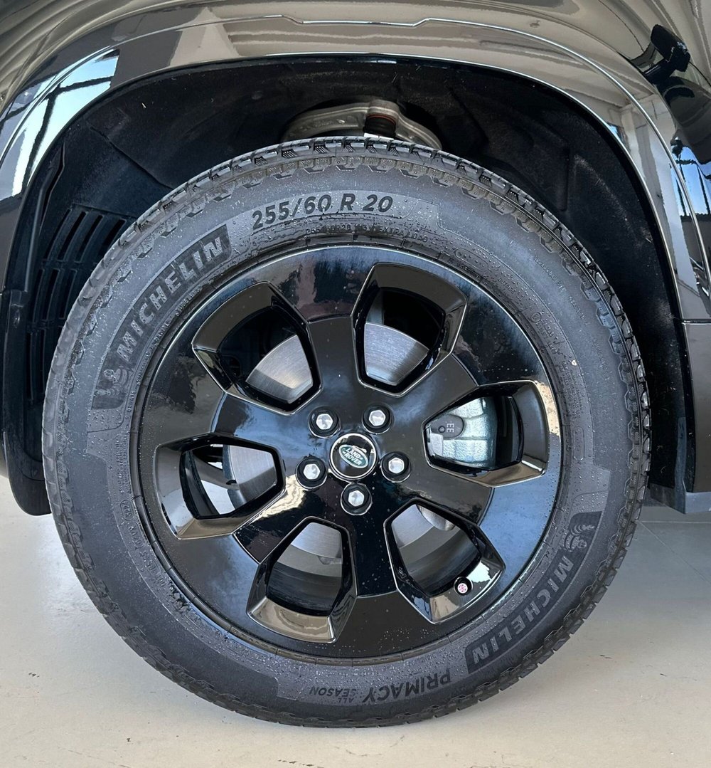 Land Rover Defender usata a Modena (9)