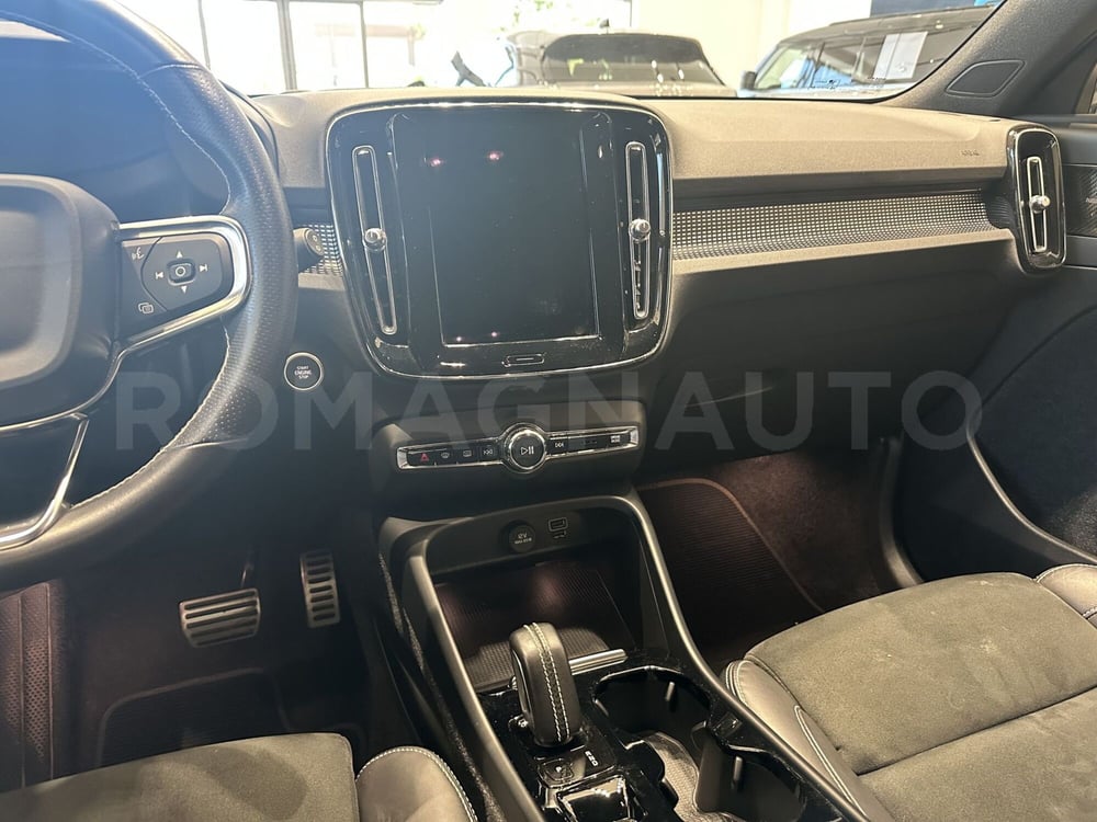 Volvo XC40 usata a Forlì-Cesena (11)