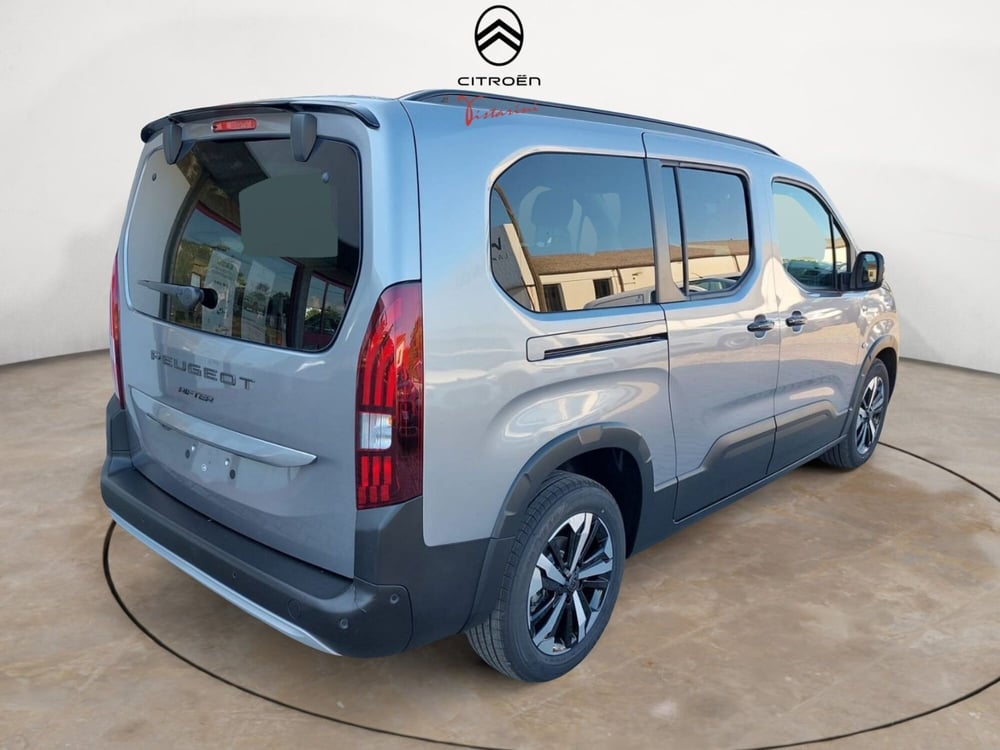 Peugeot Rifter nuova a Pavia (2)