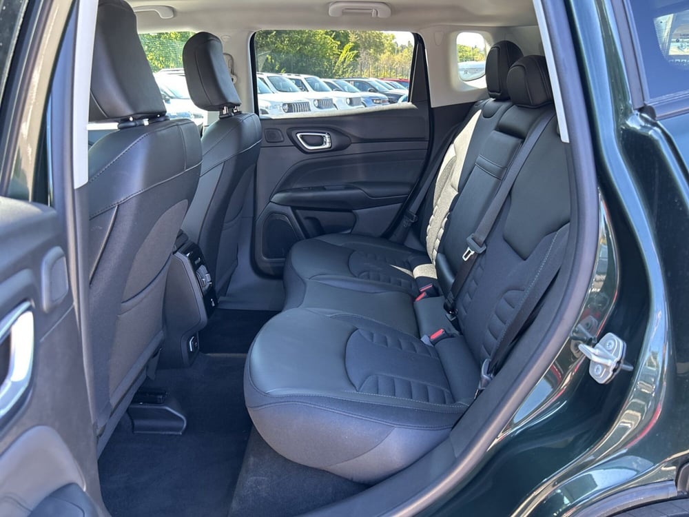 Jeep Compass nuova a Roma (13)