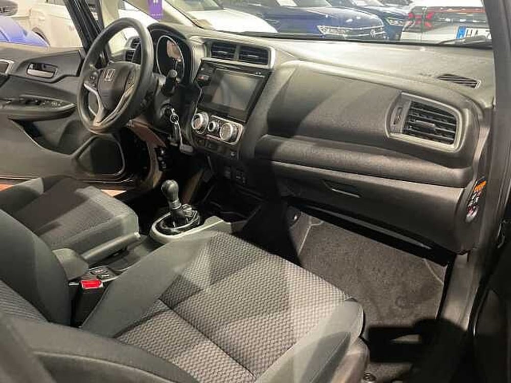 Honda Jazz usata a Genova (10)