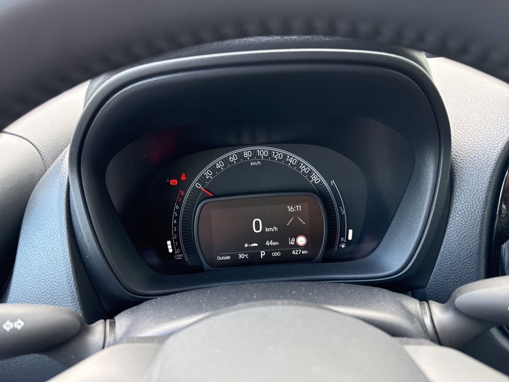 Toyota Aygo X usata a Reggio Calabria (14)