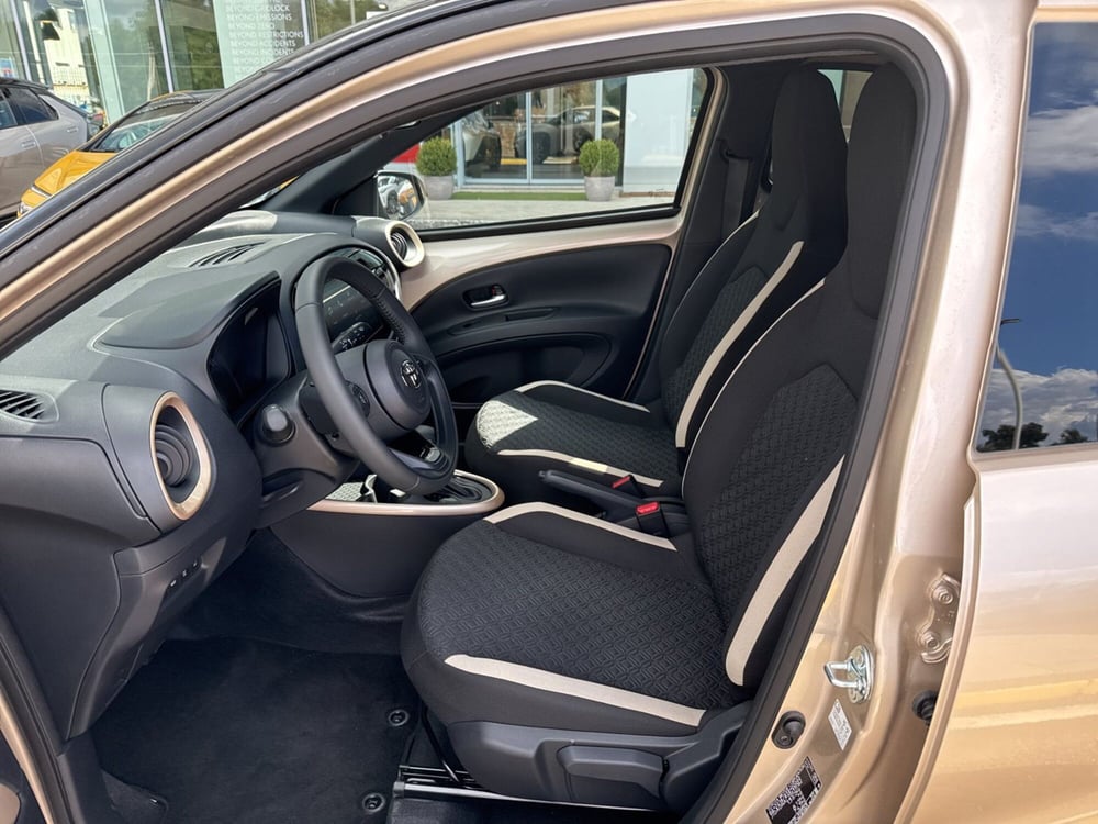 Toyota Aygo X usata a Reggio Calabria (9)