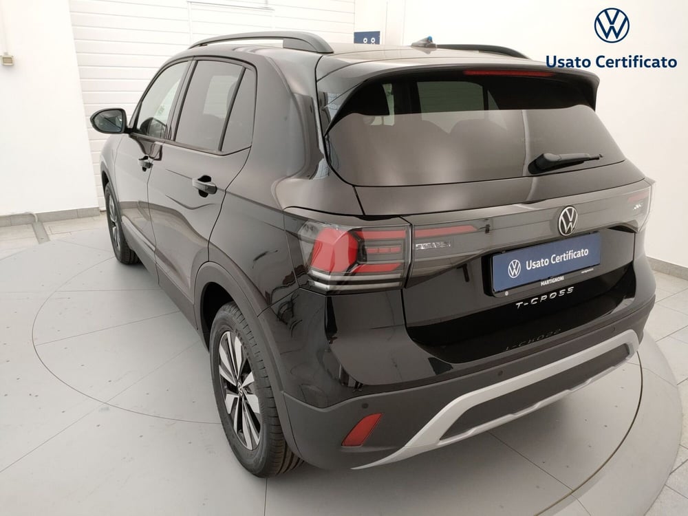 Volkswagen T-Cross nuova a Varese (8)