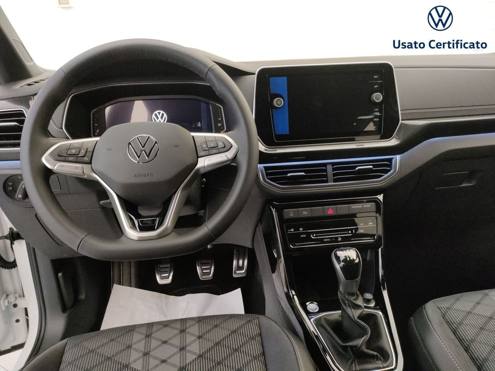 Volkswagen T-Cross nuova a Varese (12)