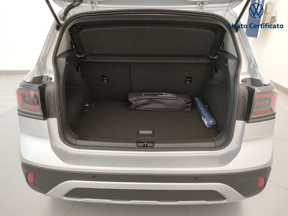 Volkswagen T-Cross nuova a Varese (10)