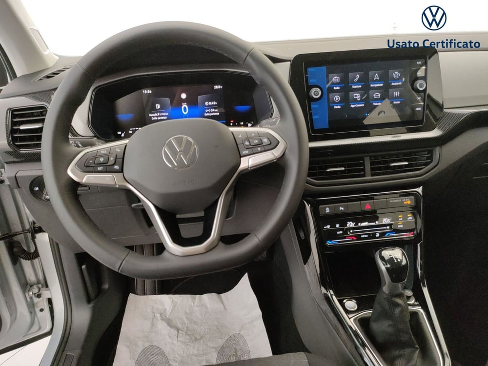 Volkswagen T-Cross nuova a Varese (15)
