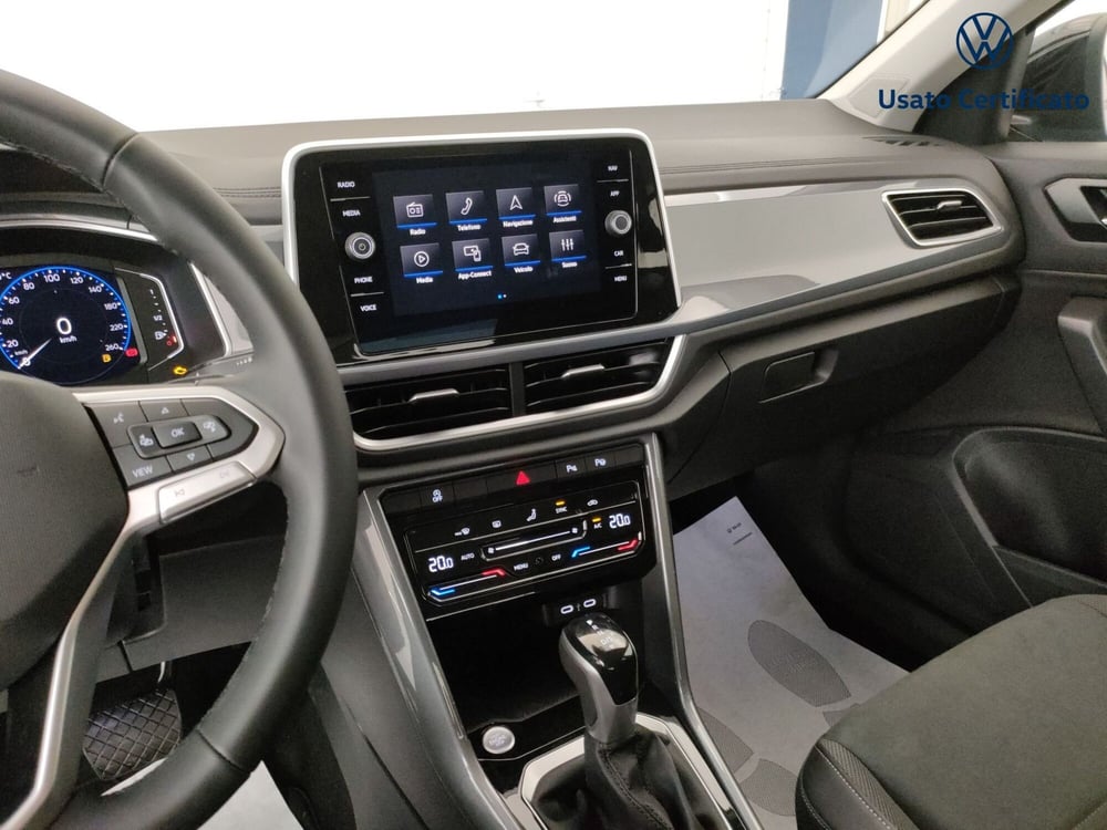 Volkswagen T-Roc nuova a Varese (13)