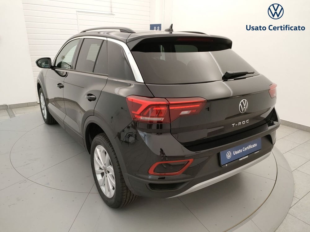 Volkswagen T-Roc nuova a Varese (9)