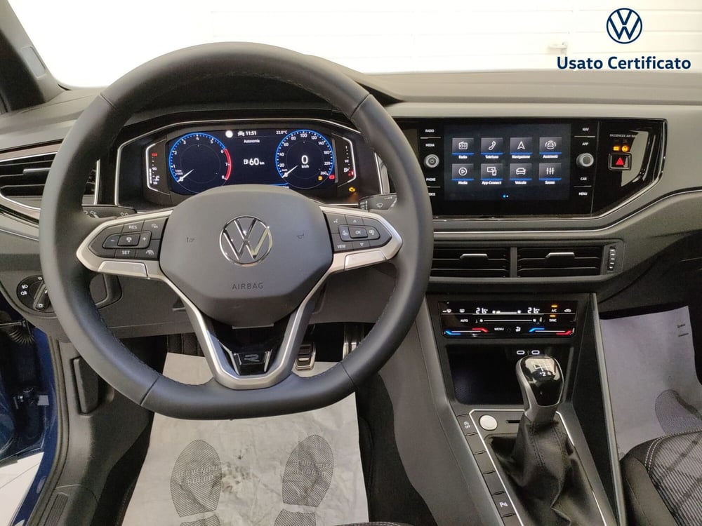Volkswagen Taigo nuova a Varese (16)