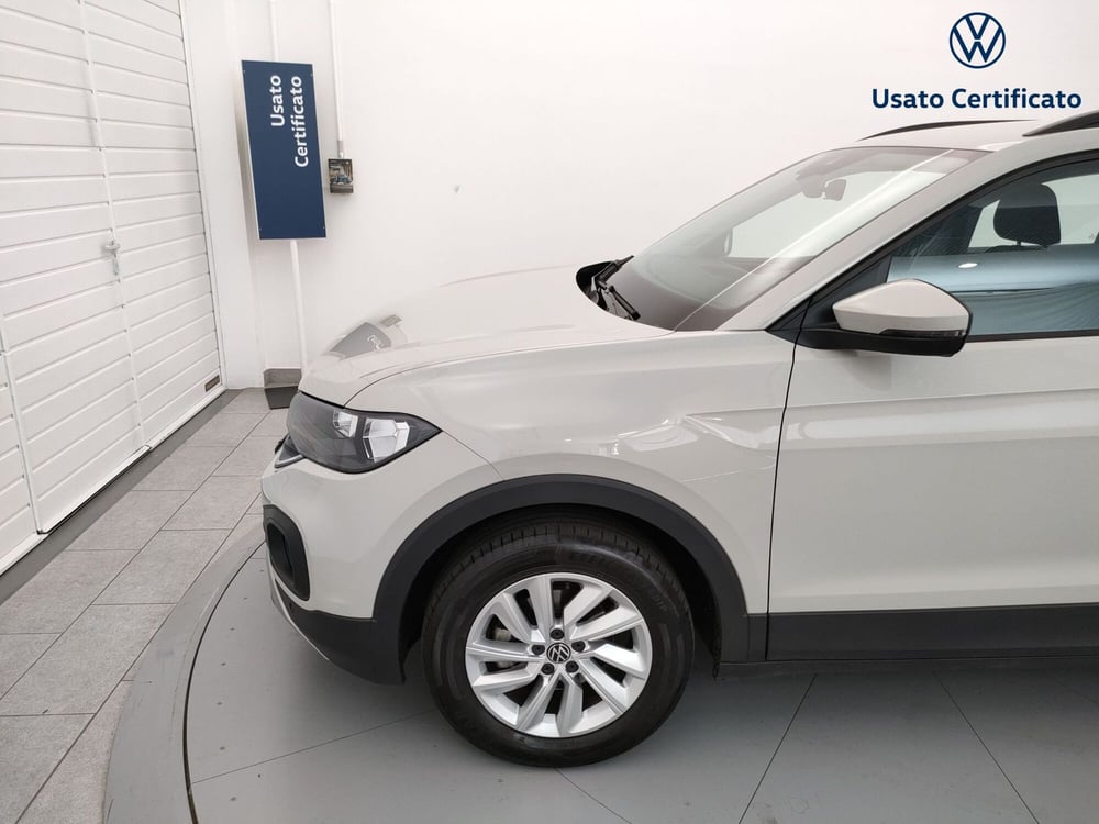 Volkswagen T-Cross usata a Varese (8)
