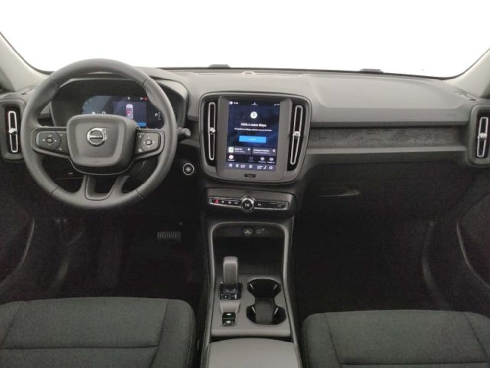 Volvo XC40 nuova a Modena (13)