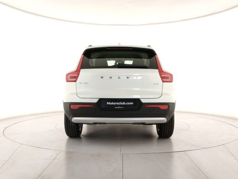 Volvo XC40 nuova a Modena (4)