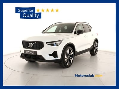 Volvo XC40 B3 automatico Plus Dark nuova a Modena