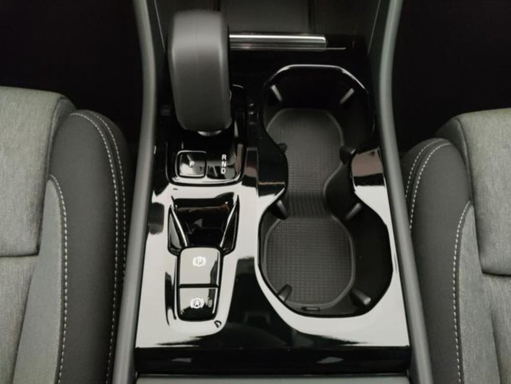 Volvo XC40 nuova a Modena (18)