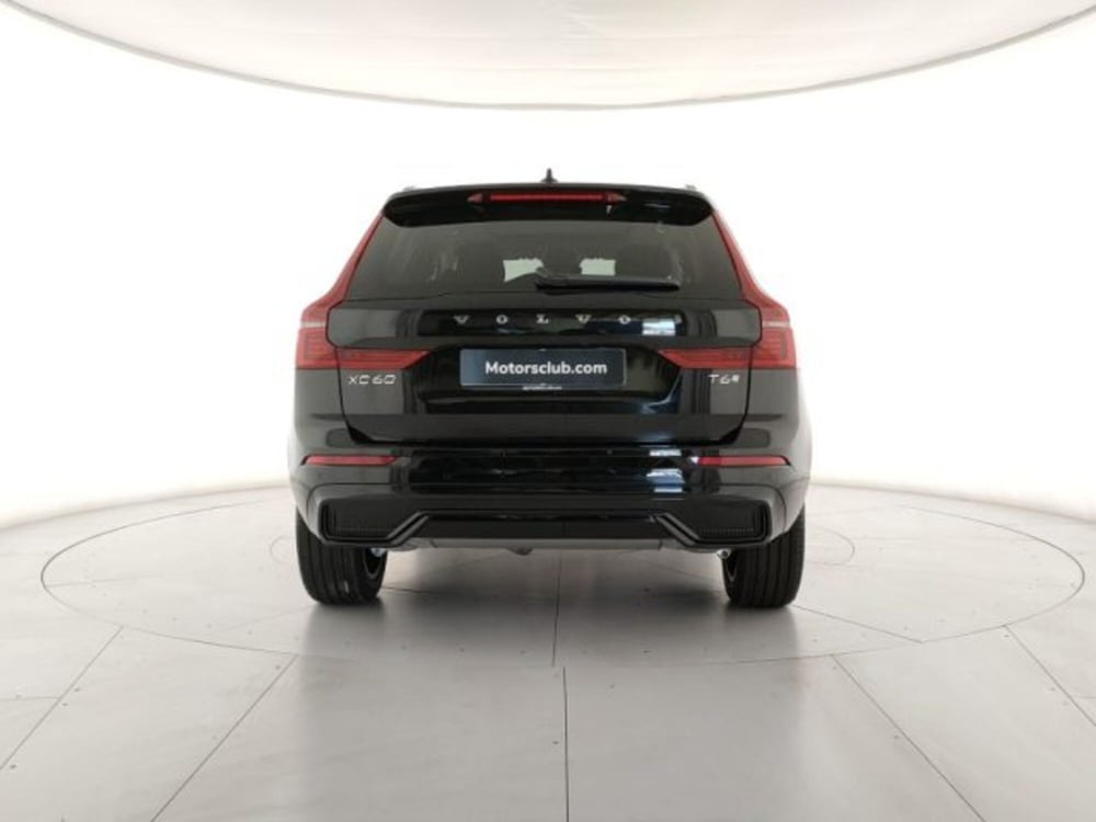 Volvo XC60 nuova a Modena (4)