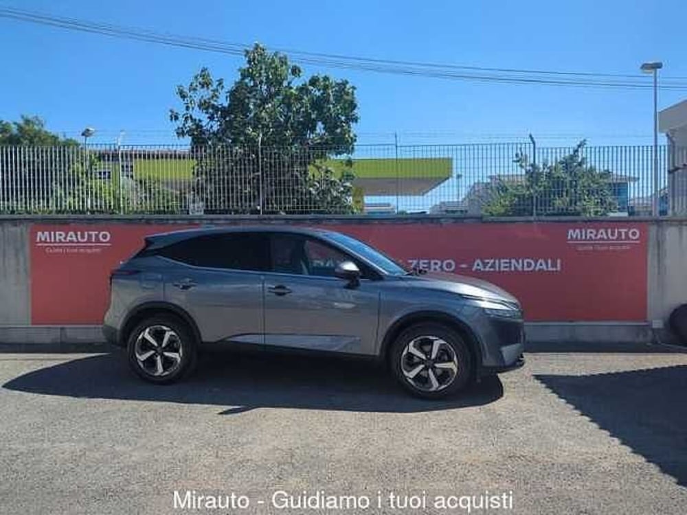 Nissan Qashqai usata a Roma