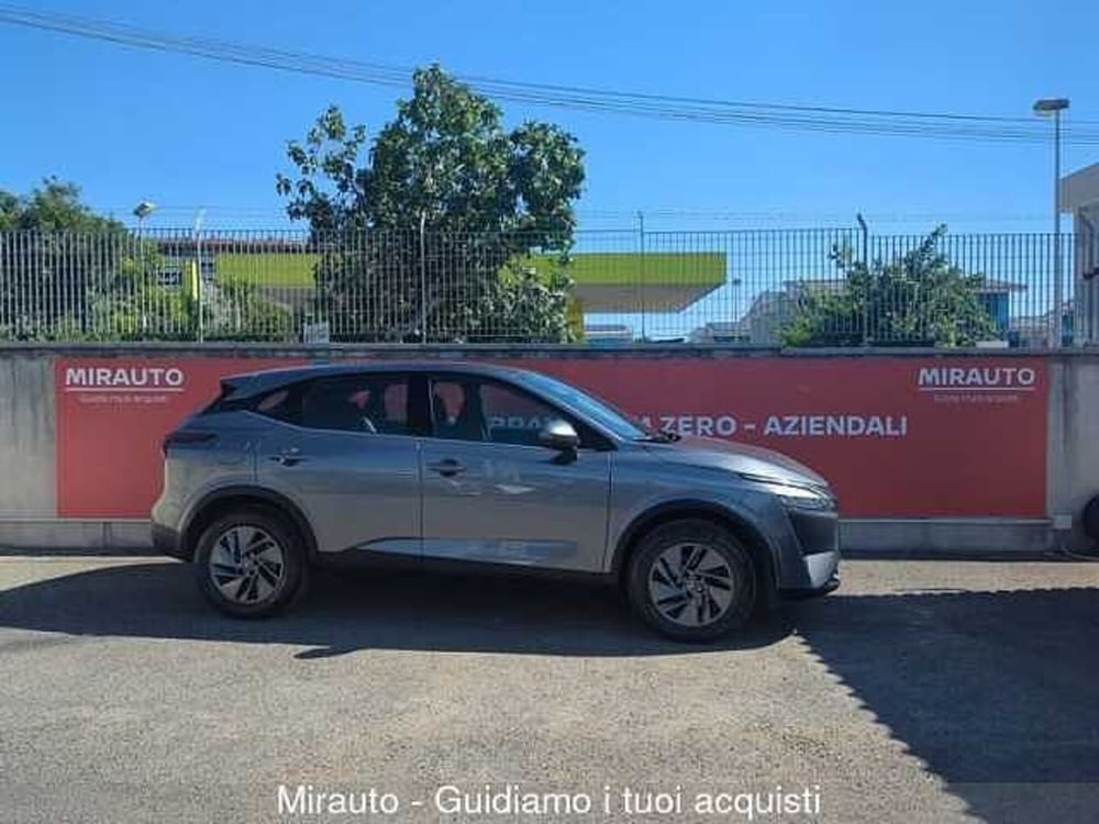 Nissan Qashqai usata a Roma