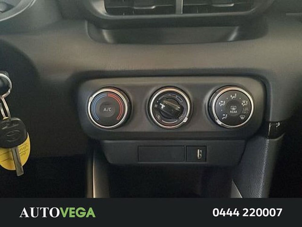 Toyota Yaris usata a Vicenza (11)