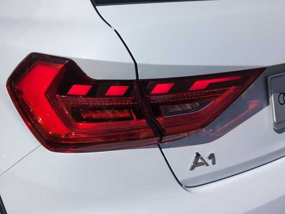 Audi A1 allstreet usata a Varese (5)