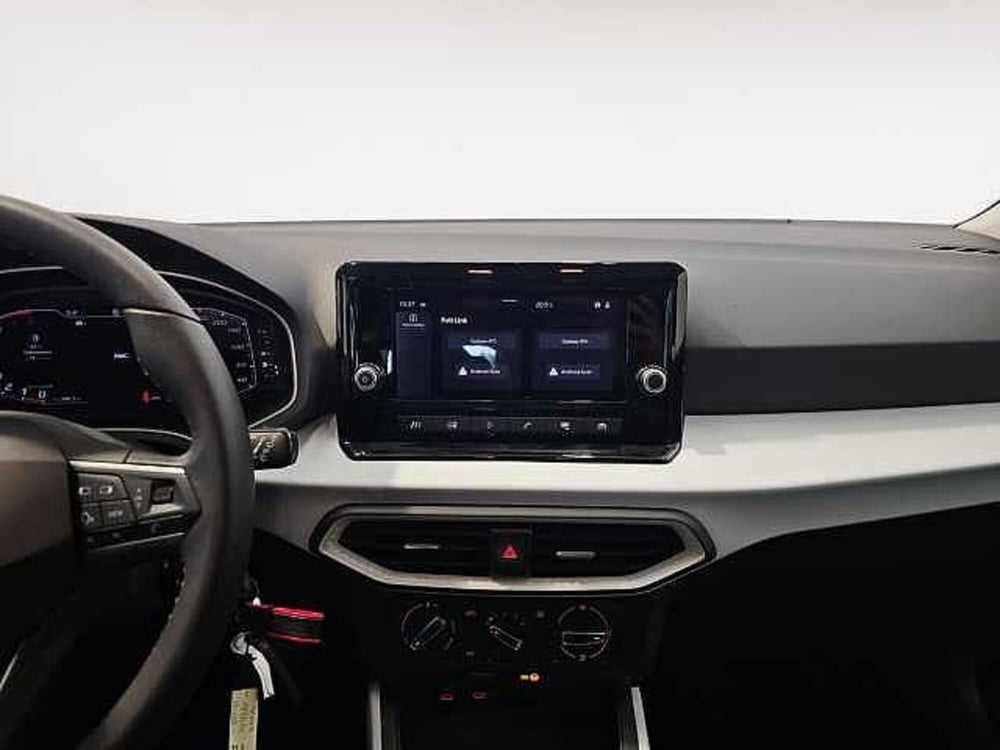 SEAT Arona usata a Lecco (8)